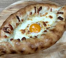 Хачапури по-аджарски
