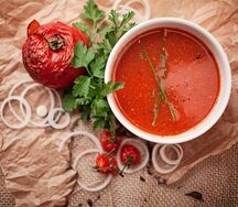 Томатный со свининой и фасолью