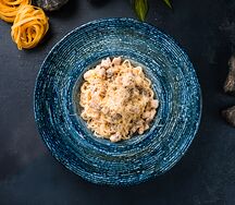 Паста с курицей и грибами