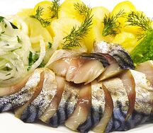 Скумбрия с картофелем