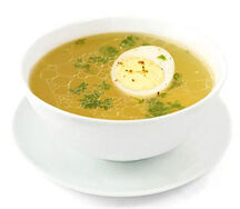 Бульон куриный с гренками