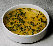 Куриный бульон с укропом