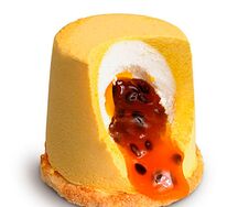 Пирожное Манго-маракуйя 