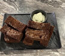 Гренки ржаные с чесноком