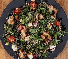 Руккола с креветками