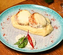 Куриная котлета с гарниром