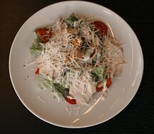 Цезарь с курицей