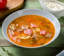 Солянка мясная