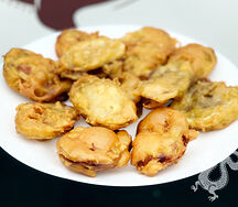 Баклажаны, фаршированные мясом в кляре