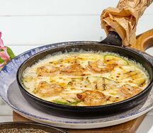 Запеченные креветки с цуккини с сыром