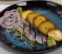 Сельдь с картофелем