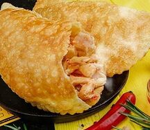 Чебурек с курицей по-азиатски