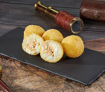 Рисовые шарики с курицей