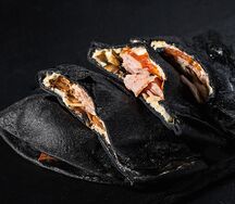 Кесадилья black с ветчиной и грибами