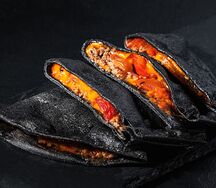 Кесадилья black с рубленным мясом