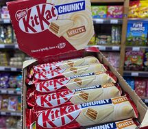 Шоколадный батончик KitKat Chunky White Европа