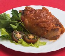 Голубцы с соусом