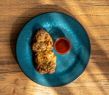 Стейк из cвинoй шеи