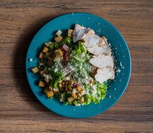 Цезарь с куриной грудкой