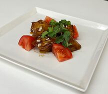 Салат с жареными баклажанами 