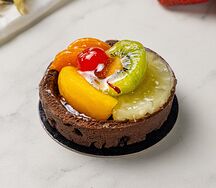 Пирожное Корзинка шоколадная с фруктами