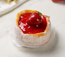 Пирожное Клубничная шарлотка