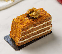 Медовое пирожное