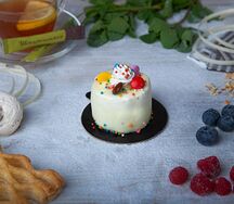 Детское пирожное для девочки