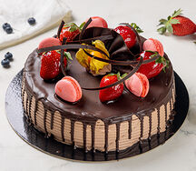 Торт Сахаркейк с клубникой