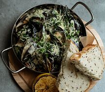 Мидии в сливочном соусе