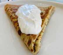 Блин со сметаной