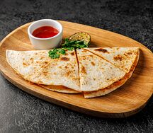 Кесадилья с курицей