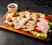 Мясная тарелка