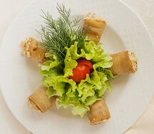 Рулетики из баклажанов