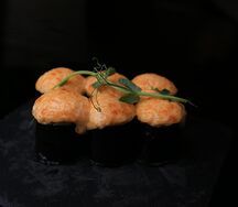 Запеченные маки с мидиями