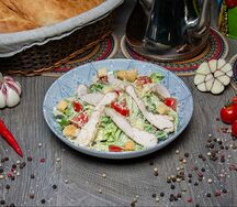 Цезарь с курицей