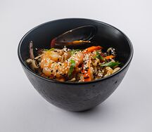 Удон с морепродуктами