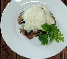 Свинина по-купечески с грибами и гарнир на выбор
