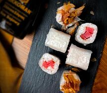 Маки с тунцом