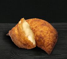 Чебурек с моцареллой