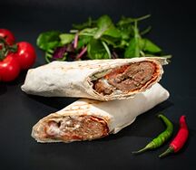 Люля кебаб из баранины в лаваше