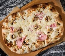Римская пицца с ветчиной и грибами 25 см