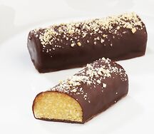 Марципановый батончик