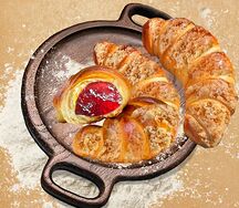 Рогалик с Клубникой