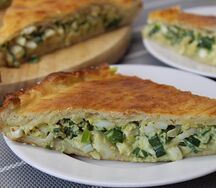 Пирог с зелёным луком и яйцом