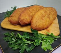 Пирожки с сосиской