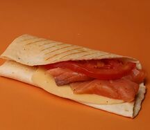 Мистер Ролл с лососем