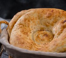Лепешка узбекская