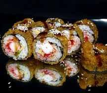 Анэко жаренный ролл