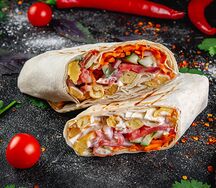 Мини-шаурма с картофелем фри и курицей